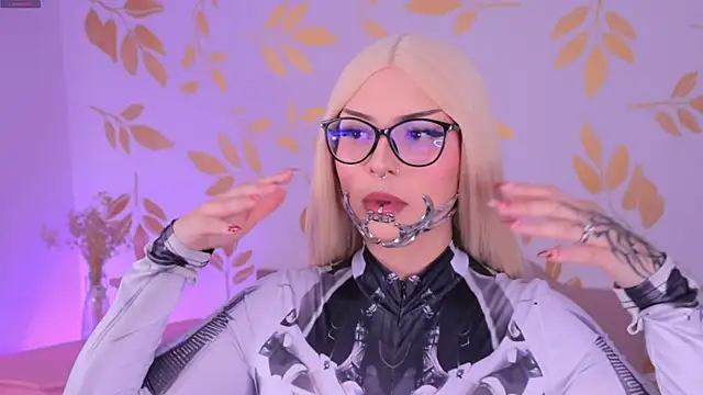 Misselektra   online show from 09/26/25, 04:41