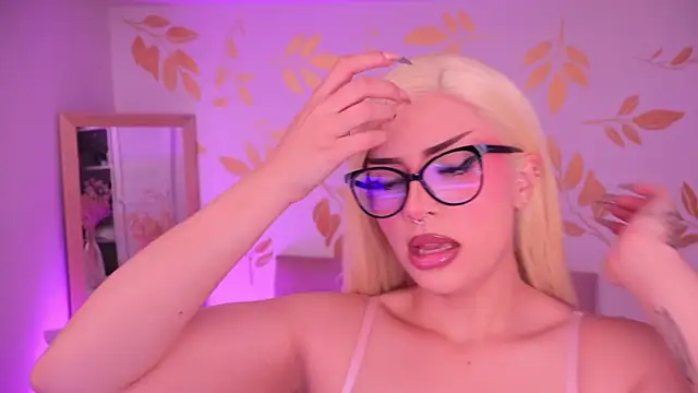 Misselektra   online show from 02/06/26, 06:09