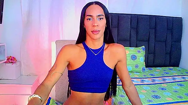 Snapshot of carmen14 chatting on 01/13/26, 06:17 carmen14 online show from 01/13/26, 06:17