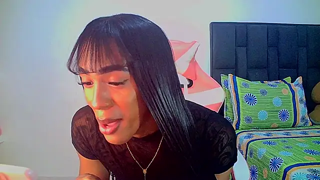 Snapshot of carmen14 chatting on 06/02/26, 03:28 carmen14 online show from 06/02/26, 03:28