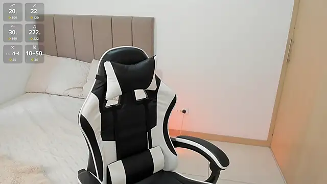 soyamandaa  online show from 02/04/26, 05:41