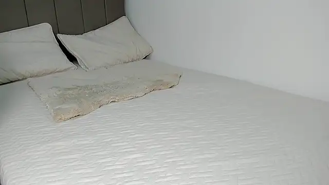 soyamandaa  online show from 04/03/26, 11:33