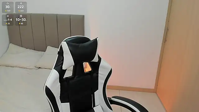 soyamandaa  online show from 03/05/26, 10:27