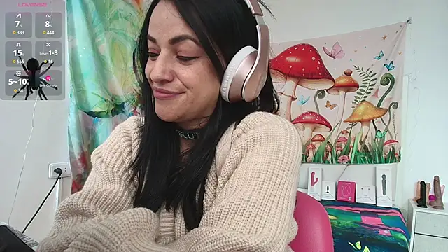 LovelyAzucena online show from 03/10/26, 02:10