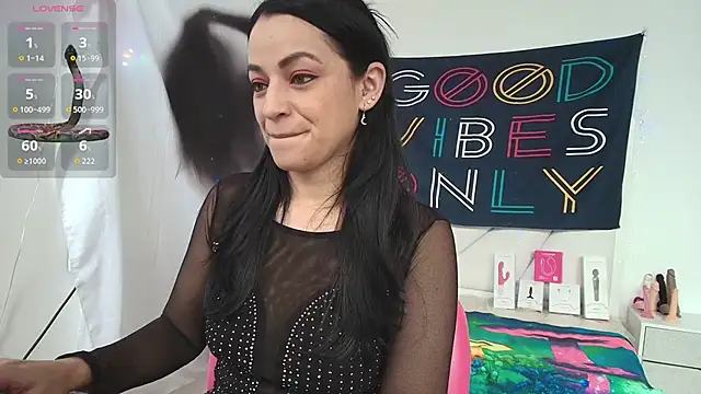 LovelyAzucena online show from 03/12/26, 02:21