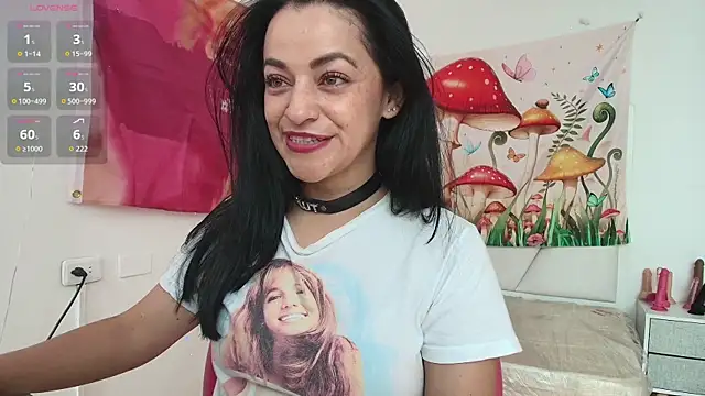 LovelyAzucena online show from 03/21/26, 02:21