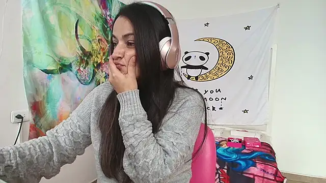 LovelyAzucena online show from 02/23/26, 04:51