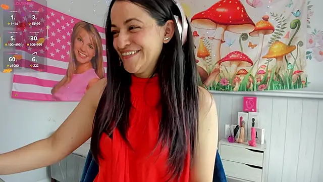 LovelyAzucena online show from 11/05/25, 03:15