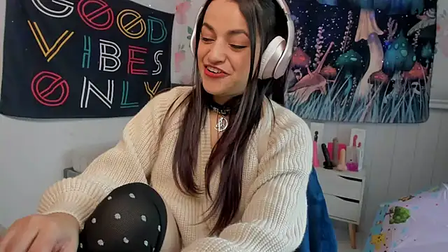 LovelyAzucena online show from 11/06/25, 02:32