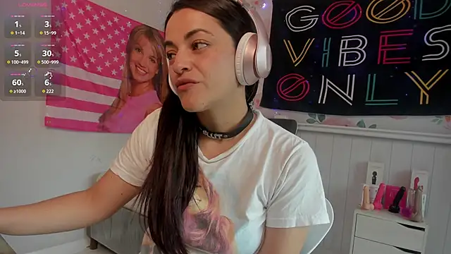 LovelyAzucena online show from 10/30/25, 02:58