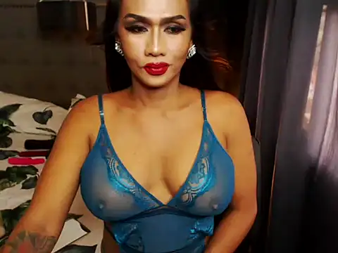 Snapshot of Victoria_Saint chatting on 09/23/25, 05:36 Victoria Saint online show from 09/23/25, 05:36