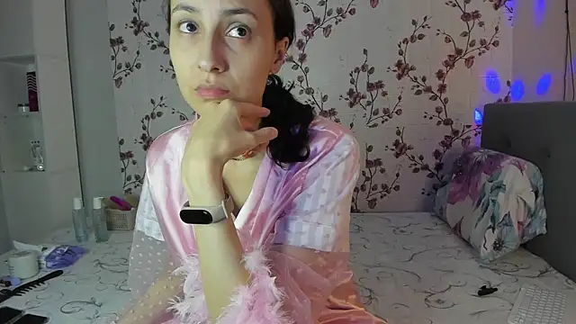 Alisagold90 online show from 09/25/25, 07:25