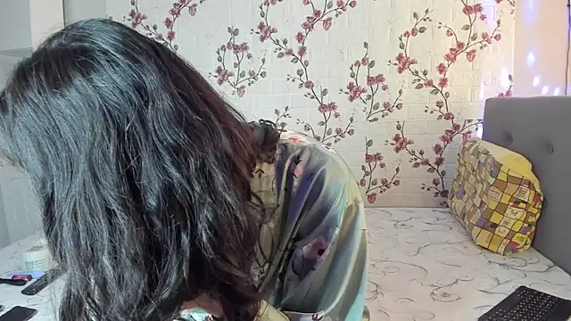 Alisagold90 online show from 09/19/25, 07:34