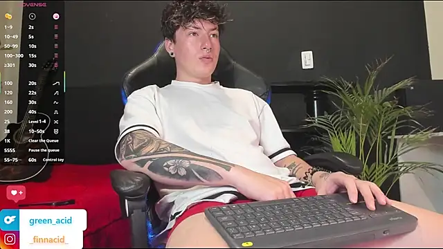 Green acid01 online show from 11/26/25, 05:35