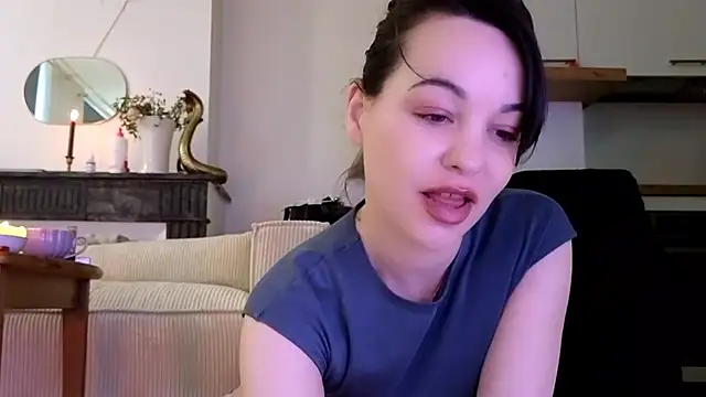Lilie romeo online show from 02/10/25, 03:53