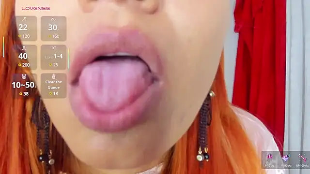 Snapshot of Victoria_Caruso chatting on 02/26/25, 03:03 Victoria Caruso online show from 02/26/25, 03:03