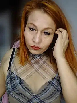 Snapshot of Victoria_Caruso chatting on 08/03/26, 07:42 Victoria Caruso online show from 08/03/26, 07:42