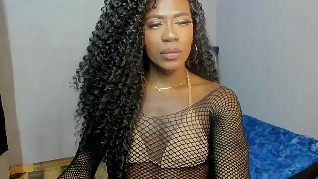 Snapshot of Cherykathaleiya chatting on 01/16/25, 10:44 Cherykathaleiya online show from 01/16/25, 10:44