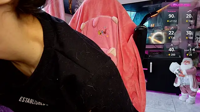 TiffanyBela online show from 11/13/25, 05:17