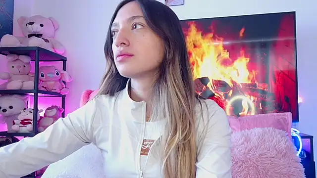 TiffanyBela online show from 02/25/26, 07:47