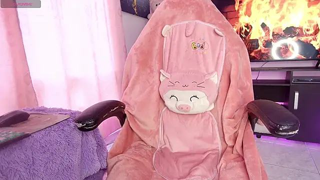 TiffanyBela online show from 01/10/26, 06:36