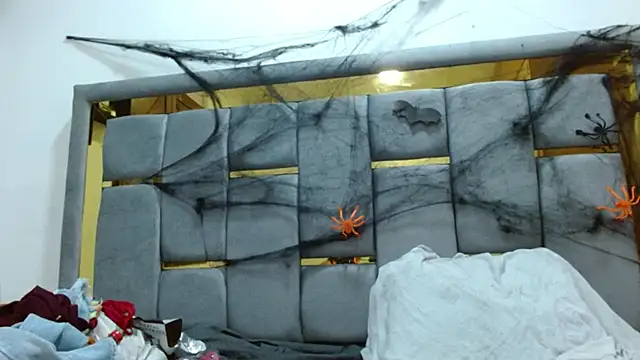 Cholatin online show from 10/25/25, 12:28