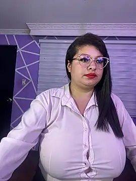 MiiaaJoness online show from 05/13/26, 05:14