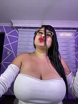 MiiaaJoness online show from 02/10/26, 03:33