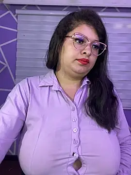 MiiaaJoness online show from 05/15/26, 05:22