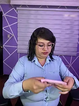 MiiaaJoness online show from 07/08/26, 04:40
