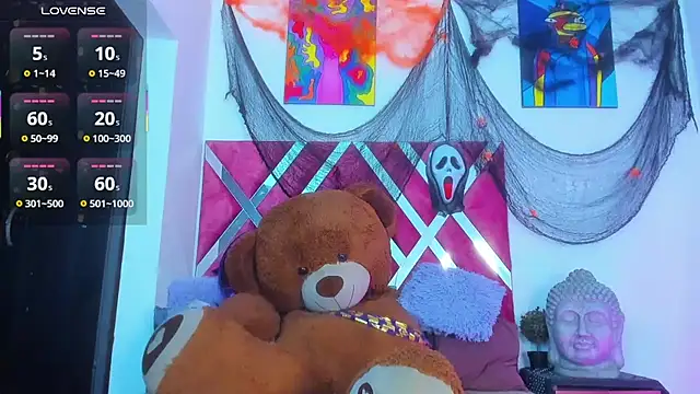 Snapshot of JacoLive chatting on 10/31/25, 10:16 JacoLive online show from 10/31/25, 10:16