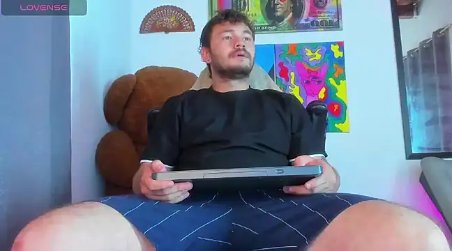 Snapshot of JacoLive chatting on 02/25/25, 09:48 JacoLive online show from 02/25/25, 09:48