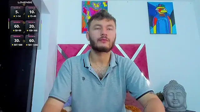 Snapshot of JacoLive chatting on 11/22/25, 11:25 JacoLive online show from 11/22/25, 11:25