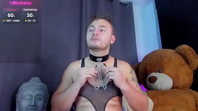 Snapshot of JacoLive chatting on 10/08/25, 10:43 JacoLive online show from 10/08/25, 10:43