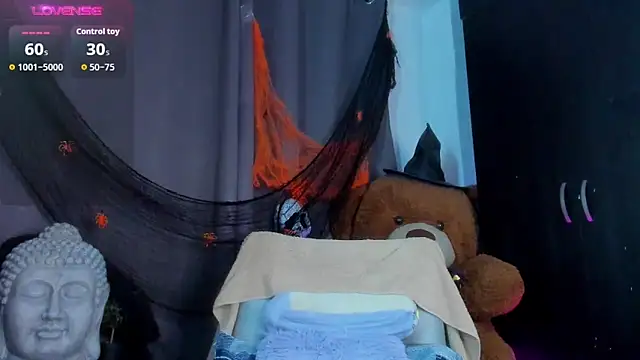 Snapshot of JacoLive chatting on 10/17/25, 10:00 JacoLive online show from 10/17/25, 10:00