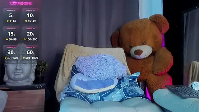 Snapshot of JacoLive chatting on 09/24/25, 07:31 JacoLive online show from 09/24/25, 07:31