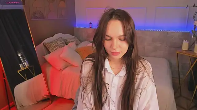 ChloeSunny online show from 04/14/26, 09:09