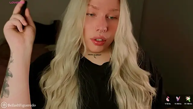 IsabellaFigueredo   online show from 03/27/26, 10:27