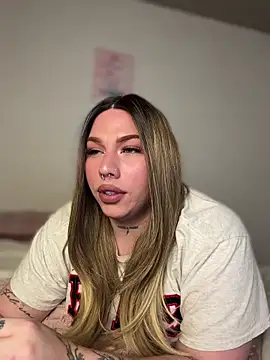 IsabellaFigueredo   online show from 03/08/26, 03:48