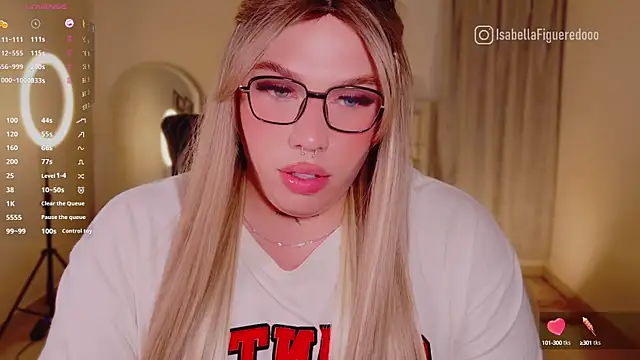 IsabellaFigueredo   online show from 01/03/25, 09:36