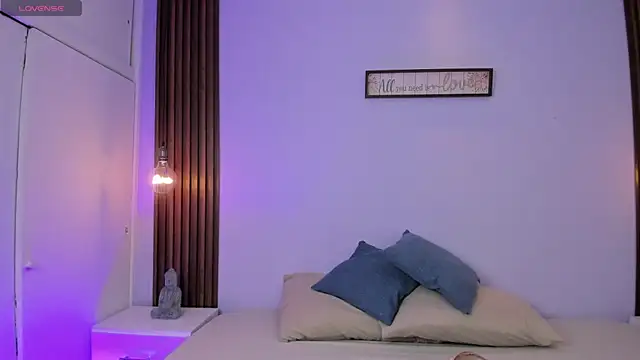 ayy falcon online show from 03/19/25, 07:38