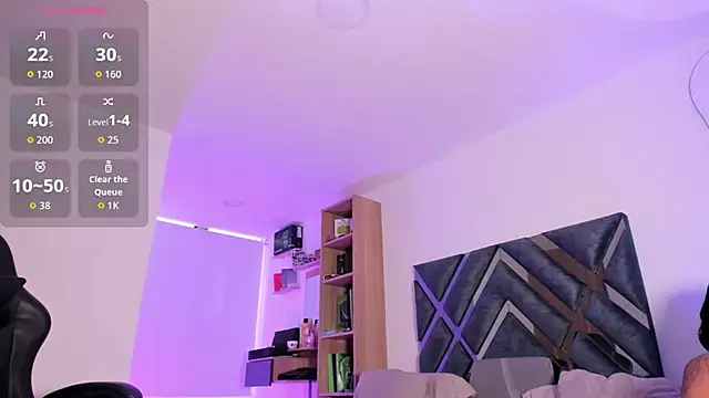 Nicolle alexandra online show from 04/18/26, 06:21