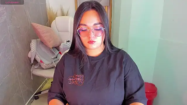 CelesteBrucee online show from 04/17/26, 10:34