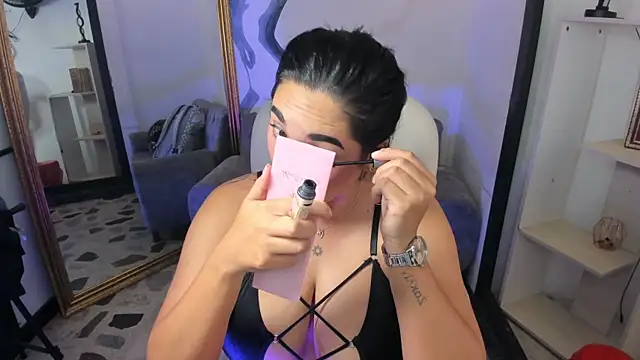 CelesteBrucee online show from 05/06/26, 04:49