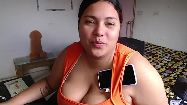 girl milk2 online show from 05/01/26, 02:33