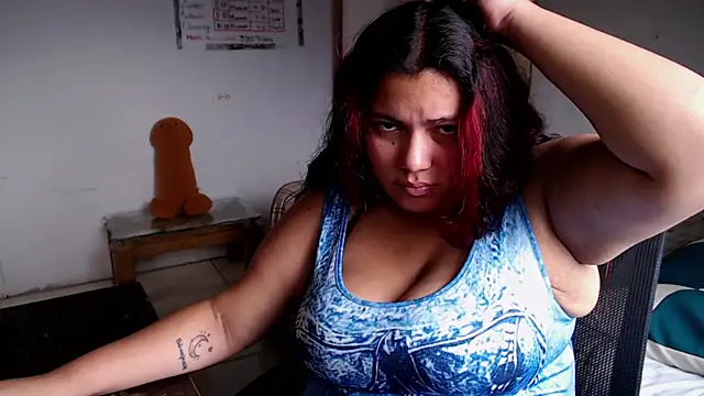 girl milk2 online show from 04/13/26, 03:49