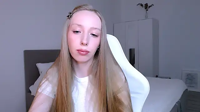 Luna insniity online show from 01/15/26, 08:56