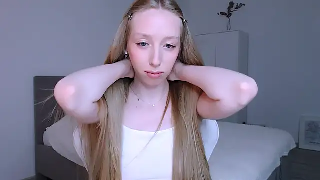 Luna insniity online show from 11/07/25, 07:29