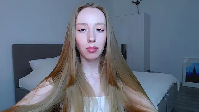 Snapshot of Luna_insniity chatting on 03/02/25, 01:04 Luna insniity online show from 03/02/25, 01:04