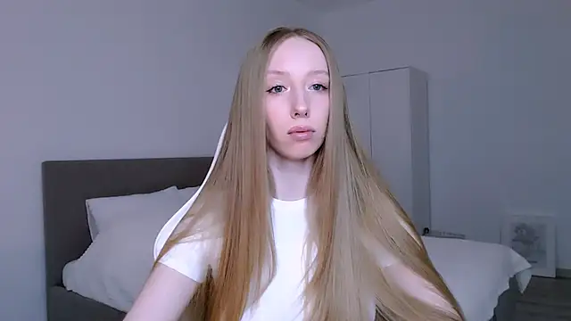 Luna insniity online show from 02/17/26, 09:01